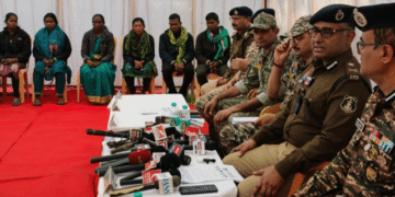 Maoist surrenders Chhattisgarh