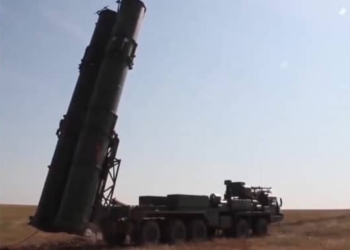 S-400 interceptor missile