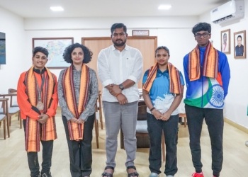 Odisha athletes cash awards