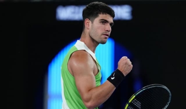 Alcaraz Battles Past Rinderknech