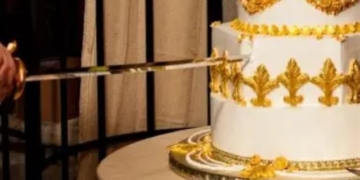 murder accused sword cake