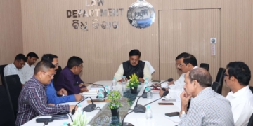 Prithviraj Harichandan Reviews Works Department Projects, Stresses Timely Completion