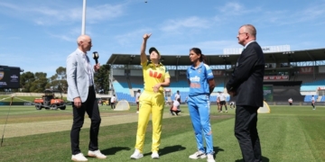 IND vs AUS 2nd Women ODI: India opt to bat against Australia