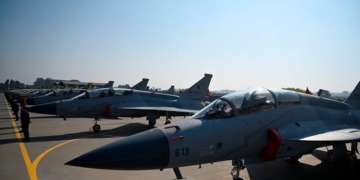 Pakistan Faces Production Crunch as Demand for China-Developed JF-17 Fighter Jets Surges