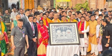 President Droupadi Murmu Offers Prayers at Puri Jagannath Temple Amid Tight Security