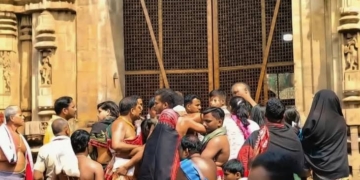 Scuffle Reported Inside Lingaraj Temple During Maha Shivratri Celebrations