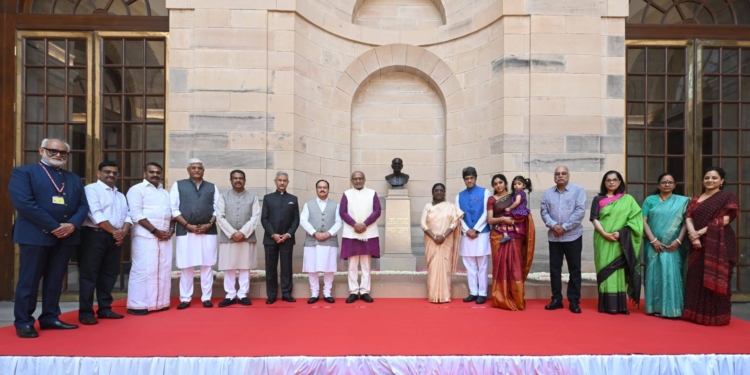 Bust of Chakravarti Rajagopalachari