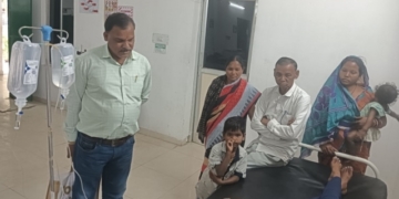 Two 8‑Grade Schoolgirls Collapse