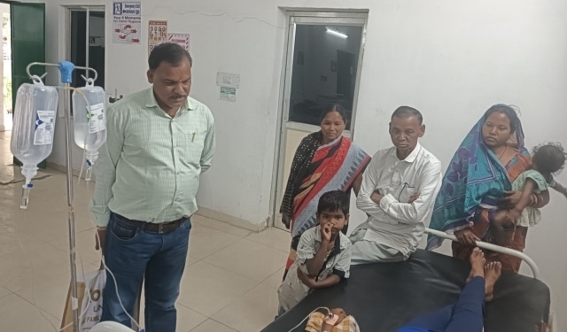 Two 8‑Grade Schoolgirls Collapse