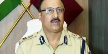 Maoist leader Nikhil surrender