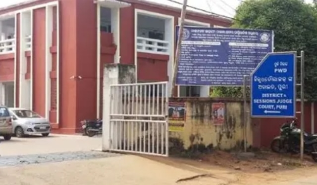 Puri court relocation protest