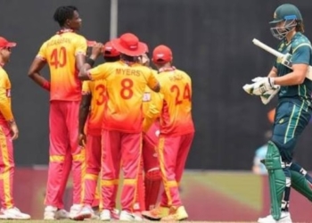 Zimbabwe defeat Australia