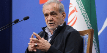 Iran Warns Gulf: Don’t Host US, Israel Military Operations