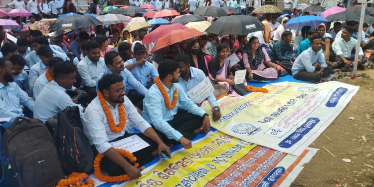 Junior Teachers Protest