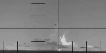 Indian Navy Rushes to Aid After US Strike on Iranian Vessel