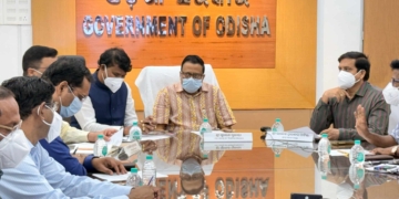 Odisha Revenue Minister Suresh Pujari Reviews Whirlwind Aftermath in Mayurbhanj, Directs Immediate Relief