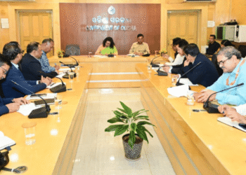 Odisha Ensures Ample Supply of Cooking Gas and Fuel Amidst Concerns