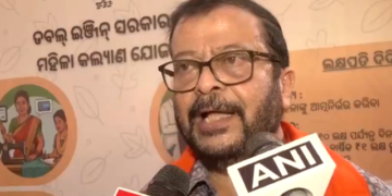 Suresh Pujari criticizes Congress BJD