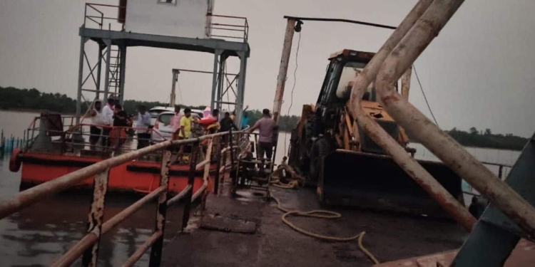 Chilika ferry stuck Kalbaisakhi