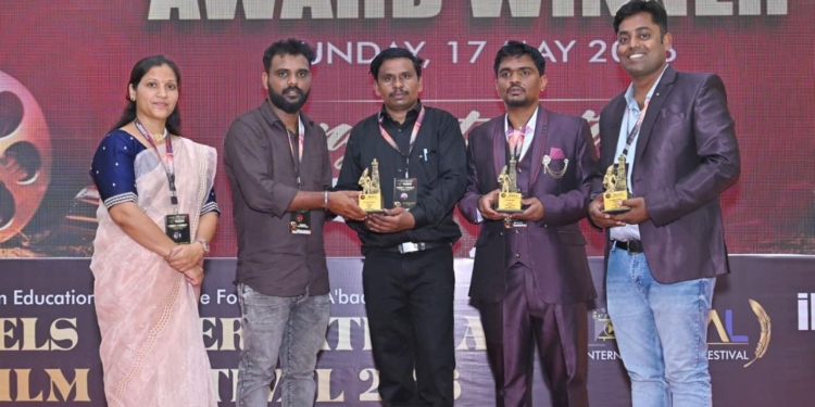 Odisha postal employee international film award