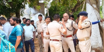 Outrage Erupts at Balipatna’s Athantara as Locals Torch Drug Den After Brutal Murder Over Debt