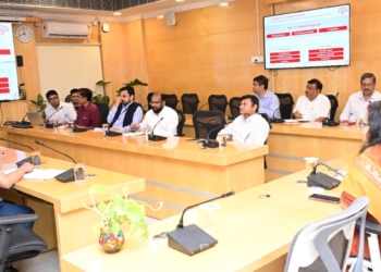 Odisha Gujarat investors summit investments