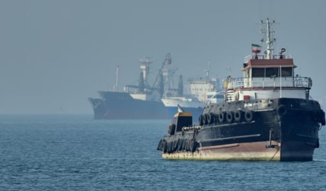 Indian sailor dies in dhow fire