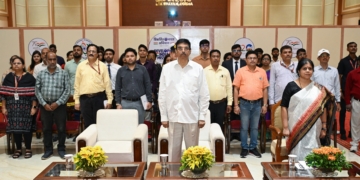 Odisha Governor Felicitates 2025 Padma Shri Nominees, Sahitya Akademi Winner & ICS Toppers