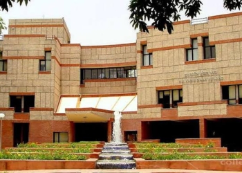 From Exposing CBSE Portal Flaws to IIT Kanpur Job at 19: Meet the Teen Cybersecurity Talent Who Turned a Blog Into a Career