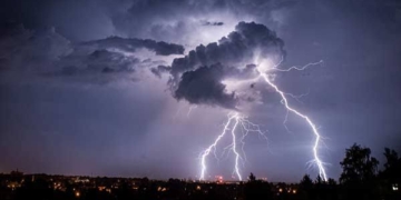 Odisha Weather Alert: IMD Forecasts 7 Days of Rain, Thunderstorms and Strong Winds Across State