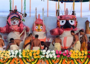 Snana Yatra 2026: Holy Trinity Receives Sacred Ceremonial Bath at Puri’s Snana Mandap