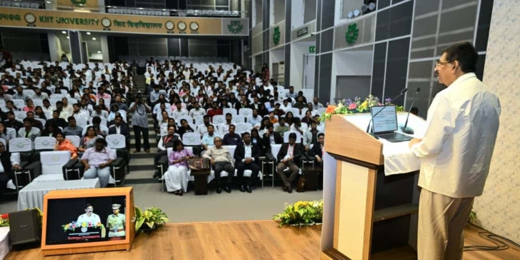 Odisha Governor to CA students