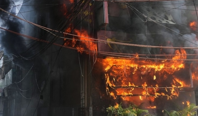 Delhi Restaurant Fire