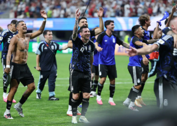 Argentina Edge England 2-1 to Enter FIFA World Cup 2026 Final; Lionel Messi Shines with Two Assists