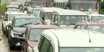 Massive Traffic Chaos on Bhubaneswar-Puri Highway as Lakhs Throng for Lord Jagannath’s Sunabesha