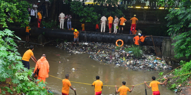 Bhubaneswar drain death plastic collector