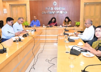 odisha district collectors meeting