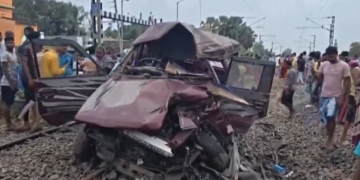 Murshidabad train school van accident