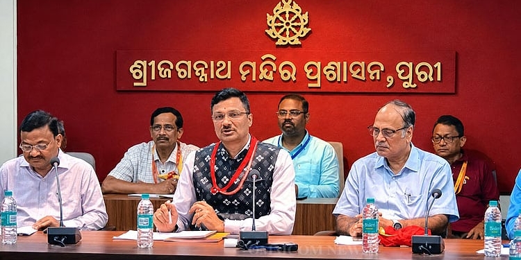 Conservation And Inventory Work Begins At Srimandir during Lord Jagannath's Gundicha Yatra