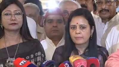 Opposition Stages Walkout from All-Party Meet Over Invitation to Rebel TMC MPs Ahead of Monsoon Session