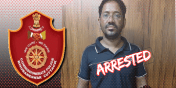 fake IAS arrest Bhubaneswar