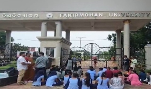 Nursing students protest