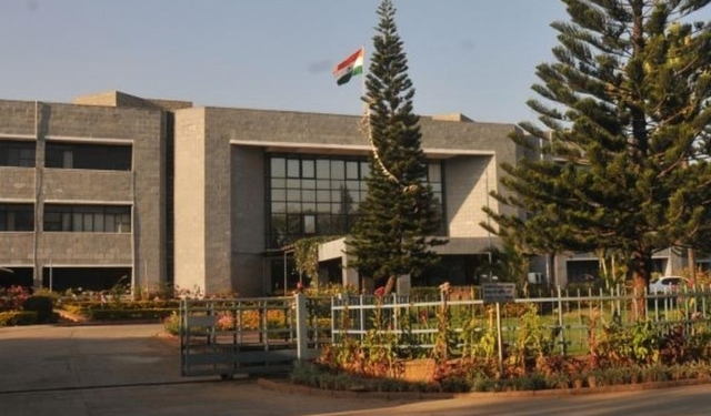 ISRO bomb threat