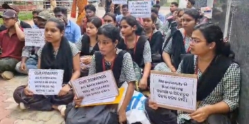 Baleshwar Nursing Students Protest Over Exam Delays; Council Issues Notices to 16 Colleges