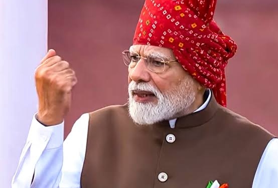 Row over PM Modi's tricolour pocket square on Independence Day