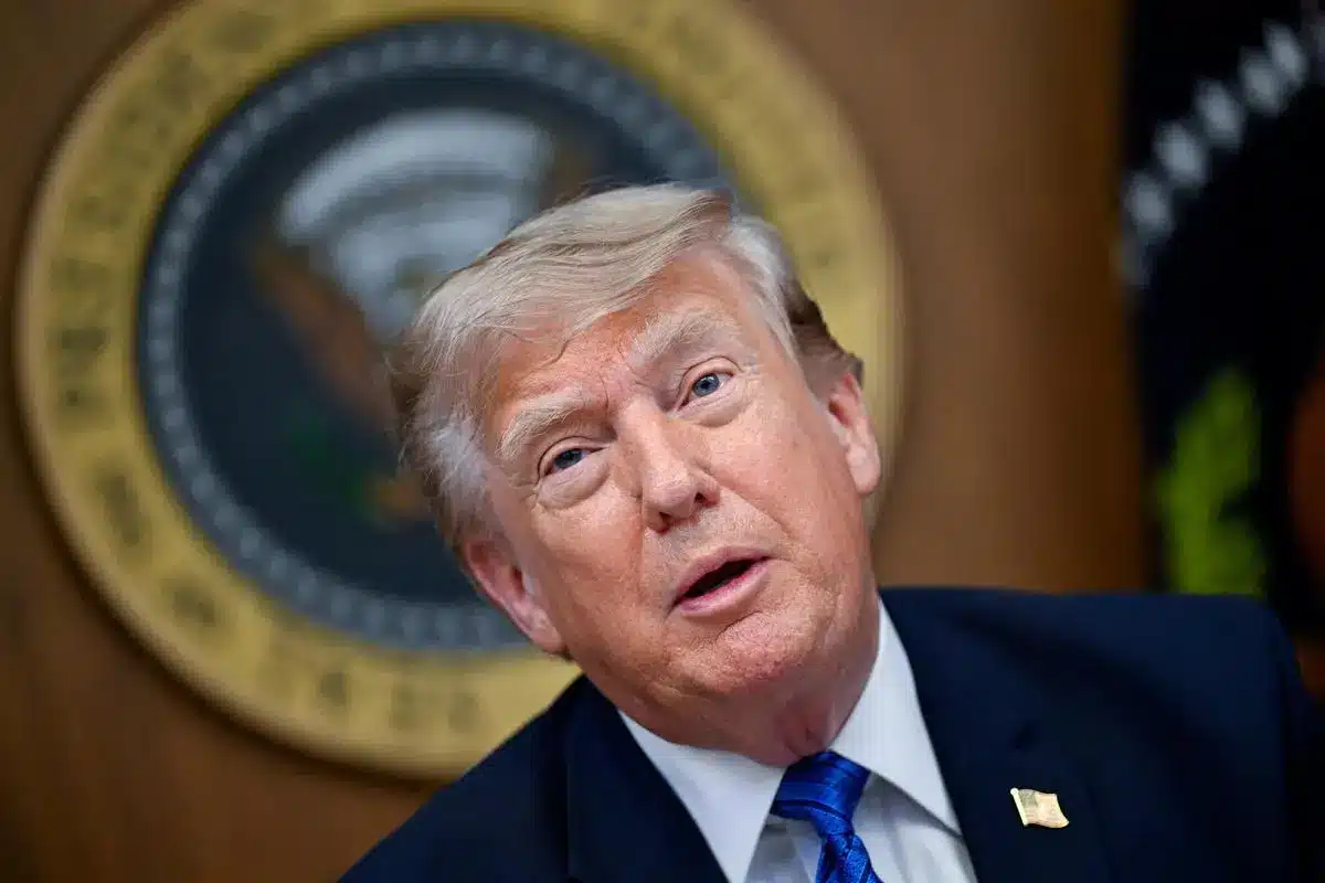 Trump Says Deal Parameters Agreed to End Iran Conflict, Pauses New US Military Strikes