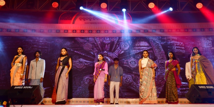 Odisha National Handloom Day fashion show