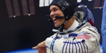 Anil Menon first spacewalk