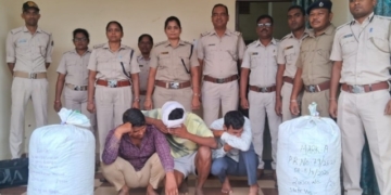 Milk Jars Used to Smuggle Ganja in Balangir: 44 Kg Seized, Three Arrested