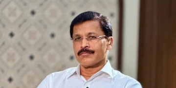 FSSAI chief praises Tukaram Mundhe’s food safety crackdown: ‘If there’s a will, there’s a way’